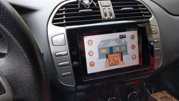 Come integrare un Tablet nella plancia di un Automobile