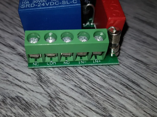 Relè eMylo con deviatori e invertitori - come fare