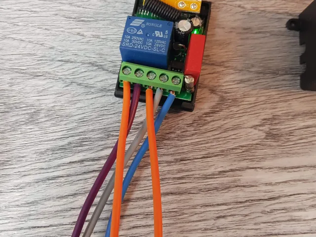 Relè eMylo con deviatori e invertitori - come fare