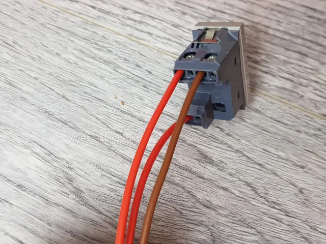 Relè eMylo con deviatori e invertitori - come fare