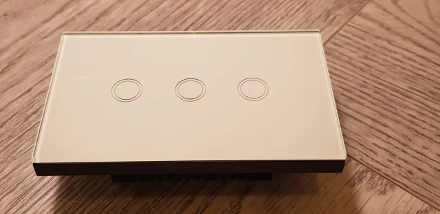 Deviatore virtuale con il Wall Switch WiFi di Zemismart