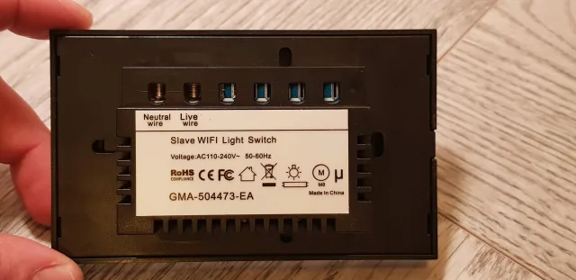Deviatore virtuale con il Wall Switch WiFi di Zemismart