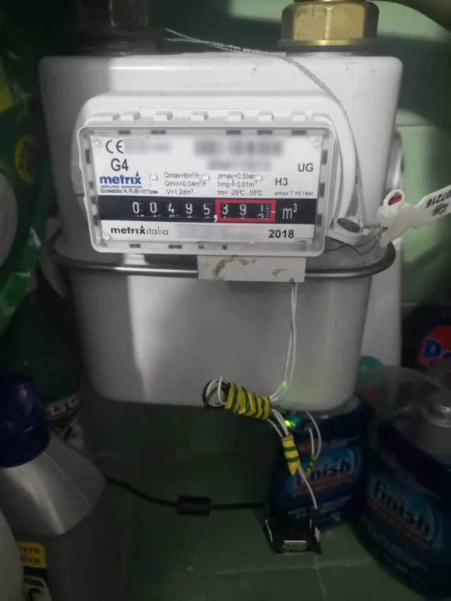 Realizzare un conta-scatti per il contatore del gas con un D1 mini