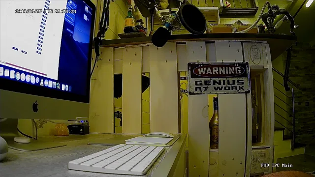 Una WiFi Cam motorizzata FHD dal prezzo imbattibile