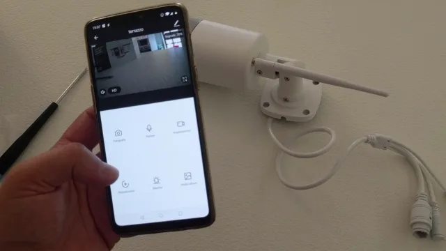 Tuya Smart outdoor security camera waterproof with night vision