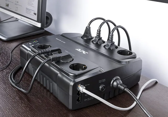 Come integrare UPS APC in Home Assistant con notifiche e automatismi