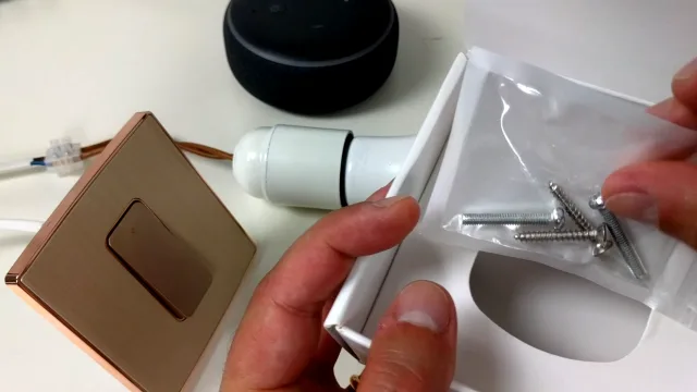 Wall Switch Tuya Smart - Un pulsante WiFi by Zemismart