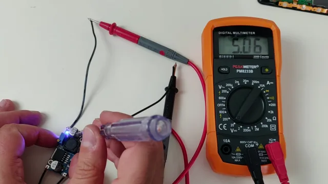 Come alimentare direttamente un Tablet rimuovendo la batteria