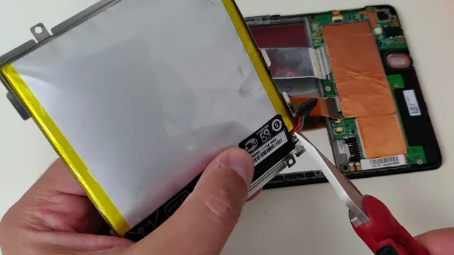 Come alimentare direttamente un Tablet rimuovendo la batteria