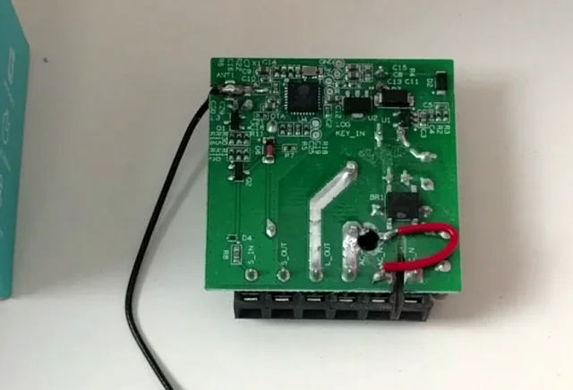 Sonoff Mini Modifica Hardware Contatto pulito - Hardware MOD Dry Contact