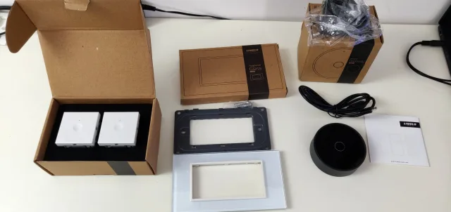 Lampadine normali diventano smart con Livolo Wall Switch e Gateway Zigbee