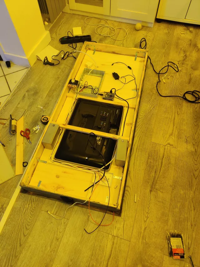 Magic Mirror - Assemblaggio Hardware e Configurazione di base