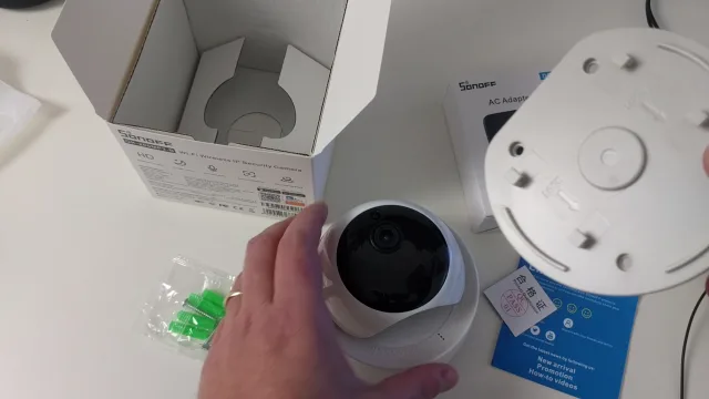 Sonoff GK-200MP2-B - telecamera smart IP Wi-Fi di Itead