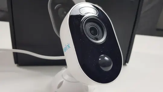 Reolink Lumus - telecamera smart compatibile con Google Nest HUB