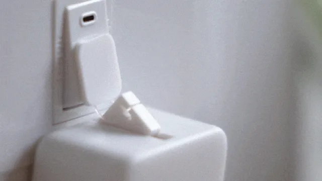 Esempio di installazione su interruttore Switchbot Bot