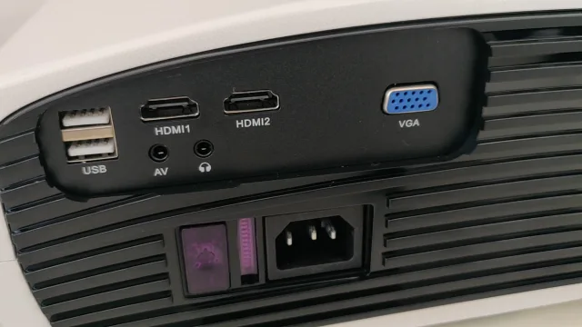 Pannello connessioni posteriori