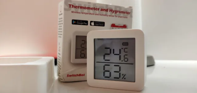 SwitchBot MeterTH S1