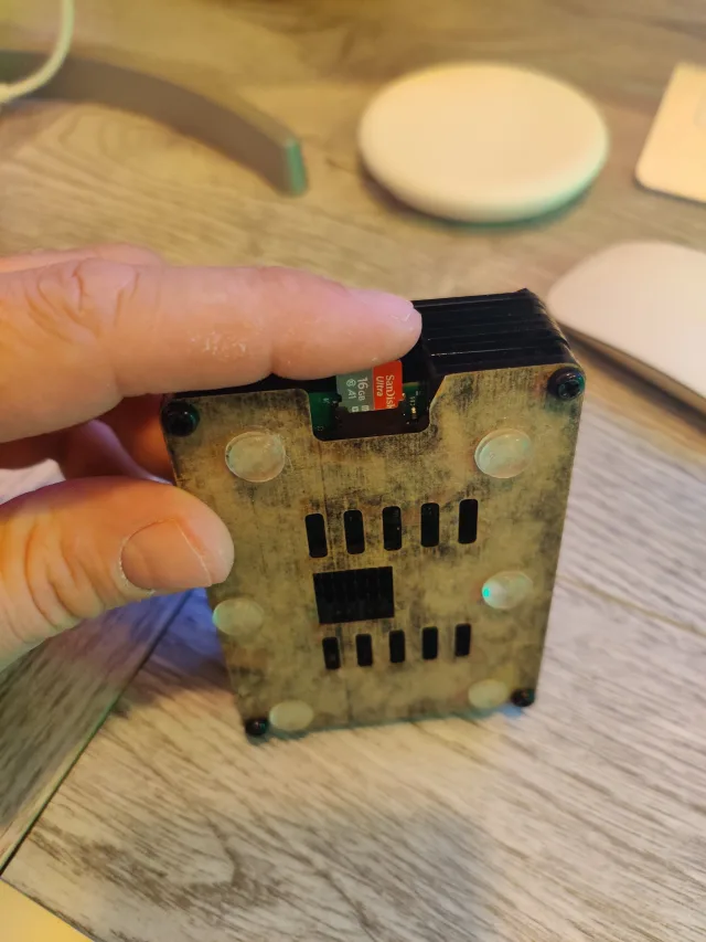 inserire Sd nel Raspberry