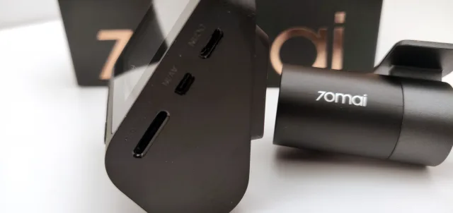 70mai pro plus+ vista laterale
