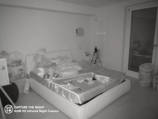 AGM H3 scatto in visione notturna