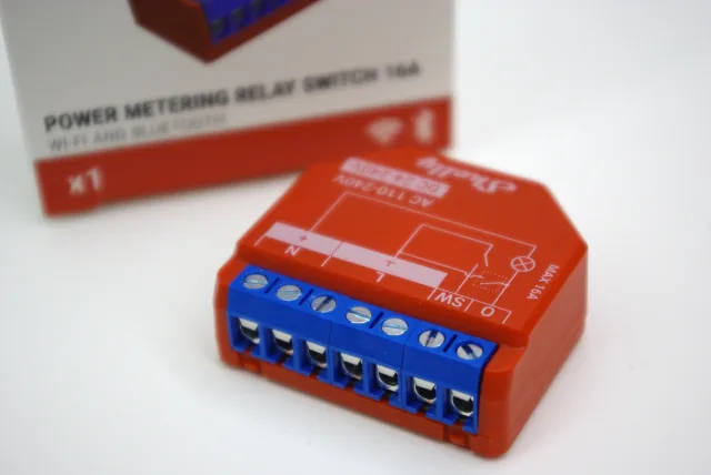 Shelly 1PM Plus dettaglio morsettiera