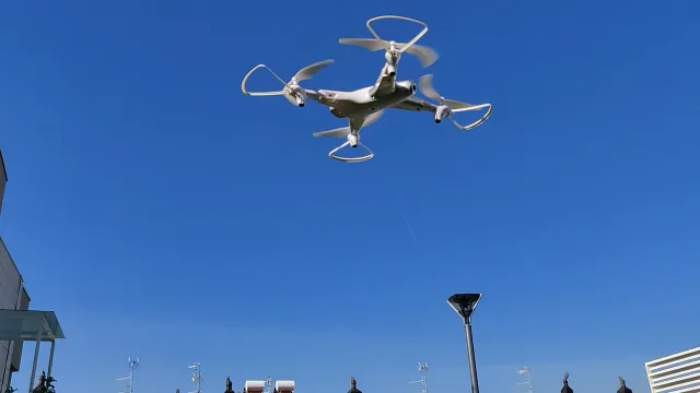 Loolinn Z3 in modalità Hover function