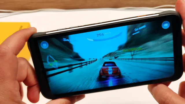 Umidigi Bison X schermata Asphalt Nitro