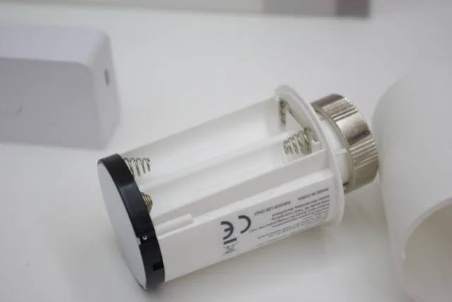 Meross MTS150H dettaglio vano batterie