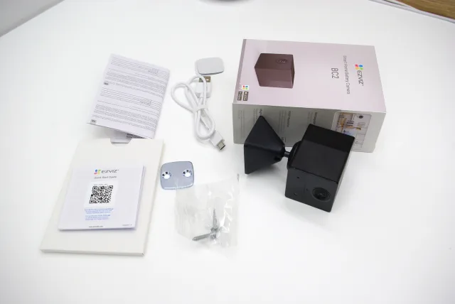 Ezviz BC2 contenuto della confezione