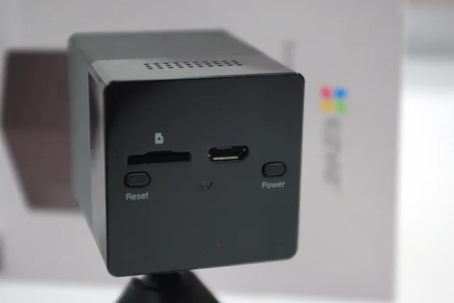 Ezviz BC2 visione posteriore