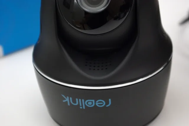 Reolink Argus PT dettaglio altoparlante