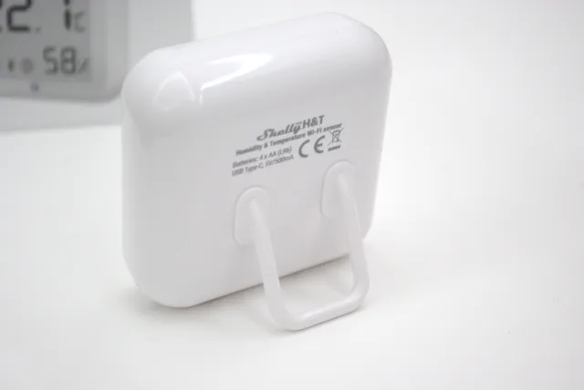 Shelly Plus H&T dettaglio supporto da tavolo