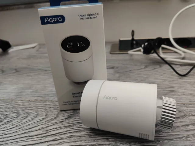 Smart Radiator Thermostat E1