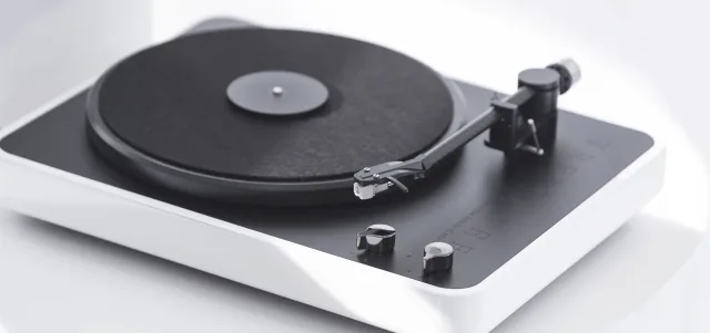 Trettitre giradischi