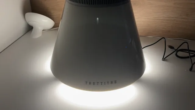 Trettitre Tresound1 dettaglio illuminazione alla base