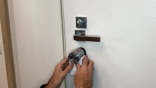 Nuki Smart Lock 3.0 Pro operazioni di montaggio