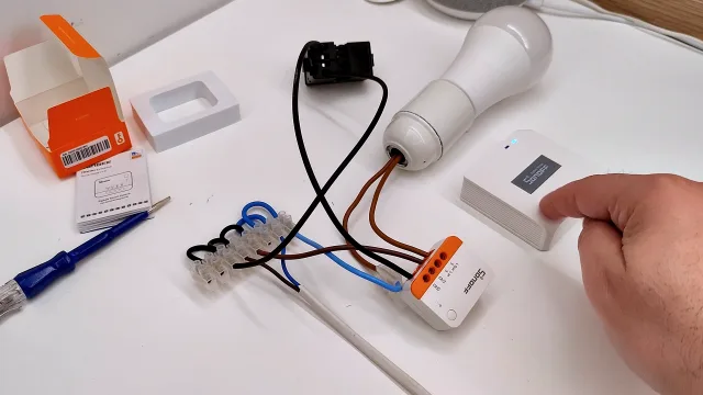 Sonoff Mini Extreme in versione ZigBee esempio di collegamenti e uso con Sonoff ZigBee Bridge