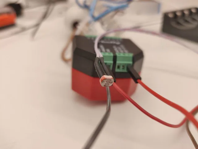 Shelly Plus ADD-ON con fotoresistenza