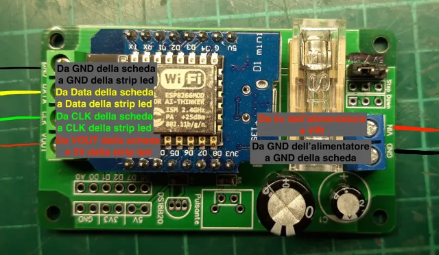schema collegamento esp 8266