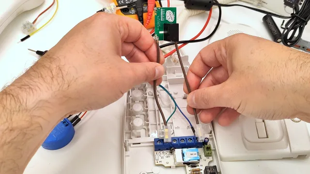 bticino bt-334202 Sonoff RE5V1C