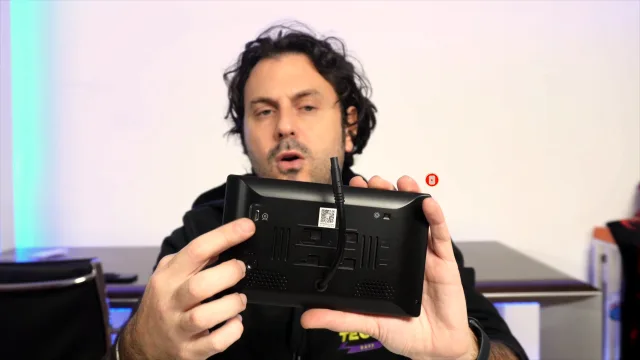 Atoto P8 connettori posteriori