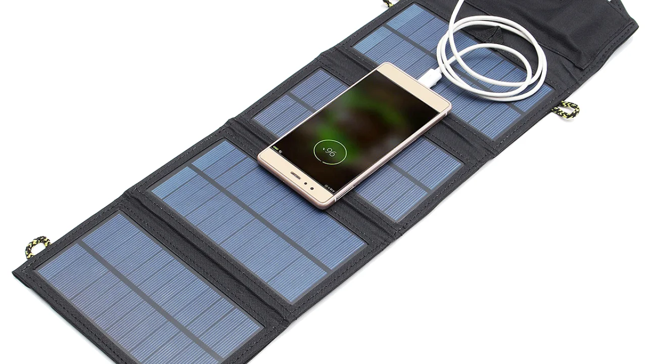Sistema di monitoraggio video con pannello fotovoltaico