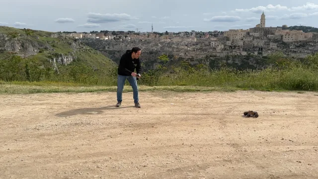 Vincenzo sul posto di lavoro! Con Loolinn RAVAGE M15