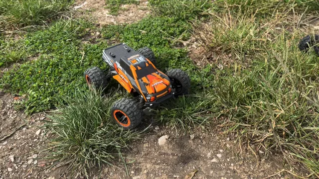 Loolinn RAVAGE M15 in azione tra i cespugli