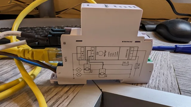 Shelly PRO EM-50 dettaglio schema elettrico