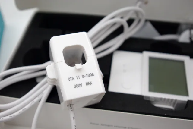 Sonoff POW Ring dettaglio pinza amperometrica