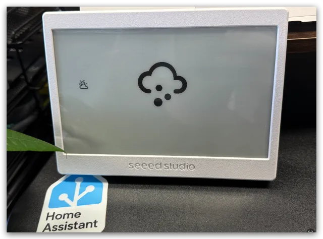 Seeed Sudio XIAO 7.5 e-Ink Panel con ESP32 - come programmarlo con ESPHome