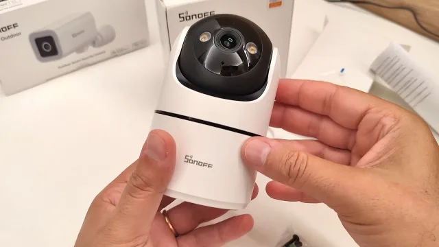 Sonoff CAM-PT2 su Home Assistant con integrazione video IP e comandi PTZ