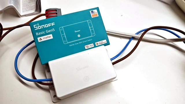 Sonoff Basic Gen5 - recensione e cablaggi con deviatore