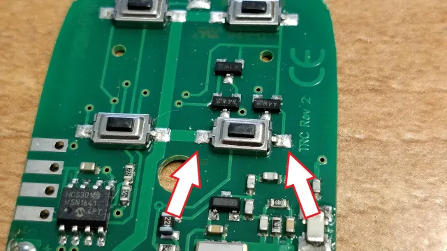 Come hackerare un telecomando RF Rolling code con Raspberry o NodeMCU